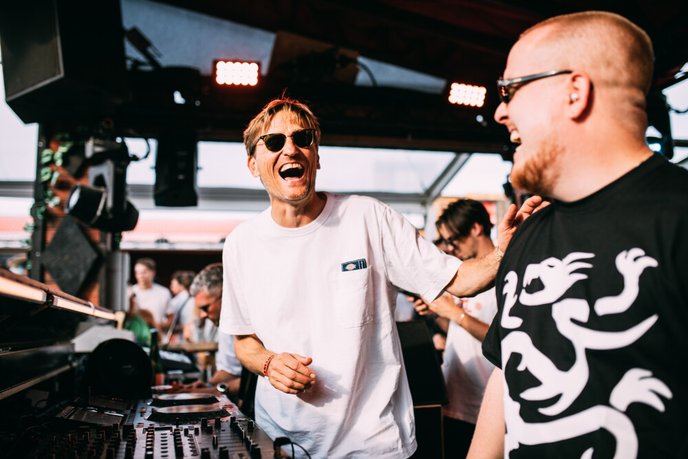 Colorado Charlie w/ Luke Dean B2B Locky (3hrs), Lauren Lo Sung, DAF in Colorado Charlie, Scheveningen